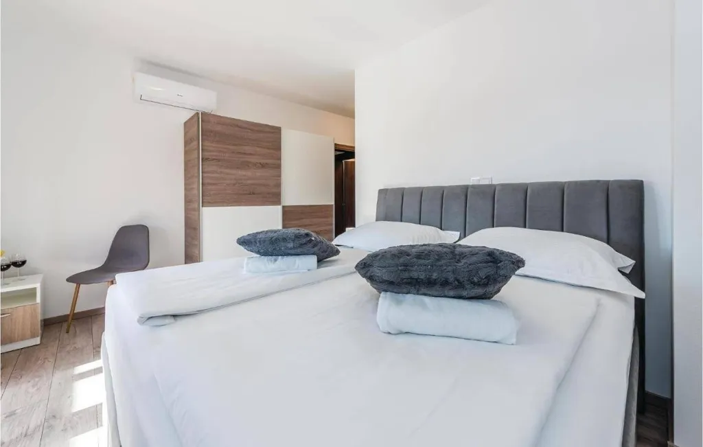 Camere da letto - Luxury Villa with Pool in Bilice, Šibenik