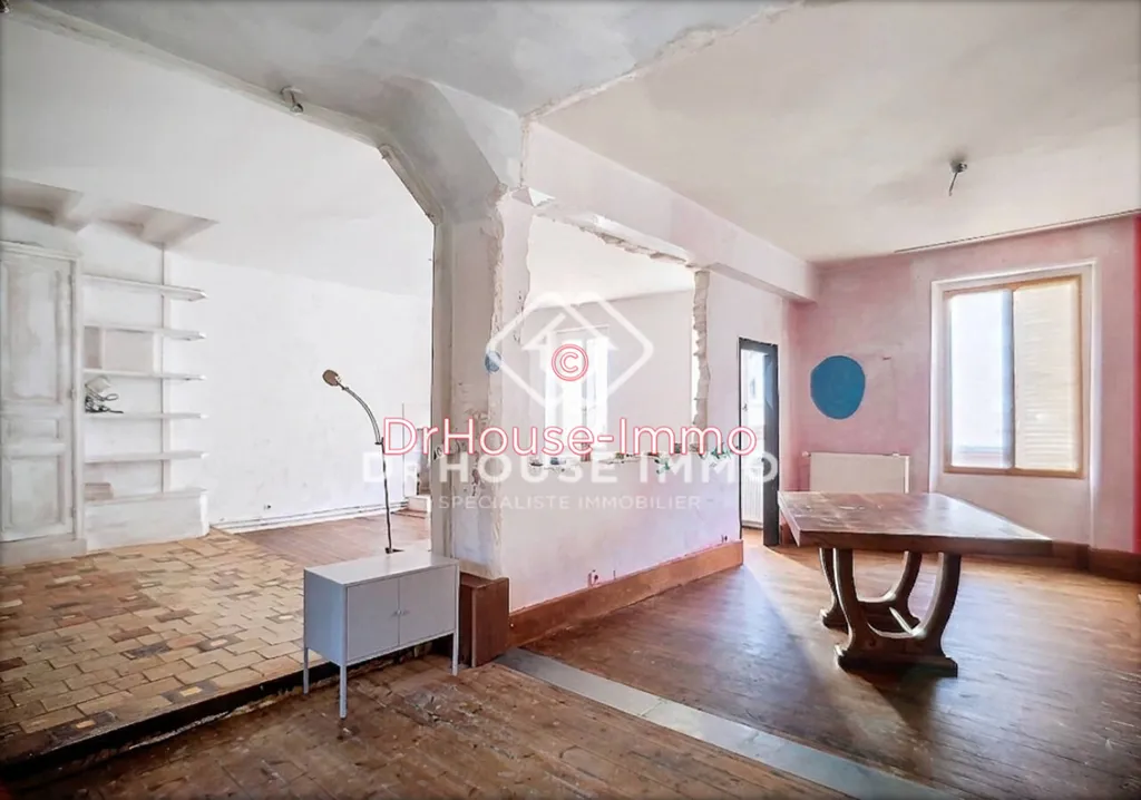 Salle à manger - Maison Atypique avec Véranda à Buzançais