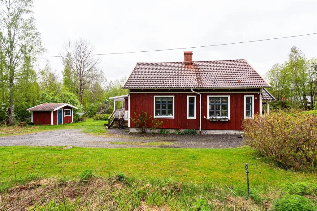 3-toaline maja asukohas Lindesbergs kommun