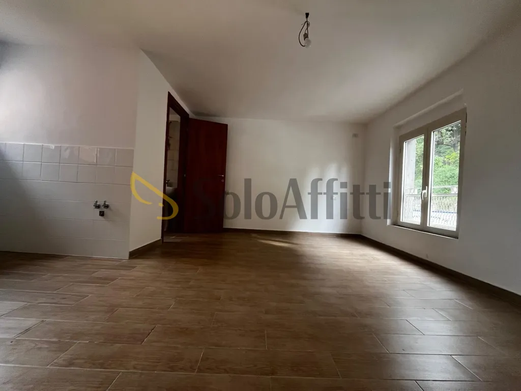 1-room apartment in Napoli