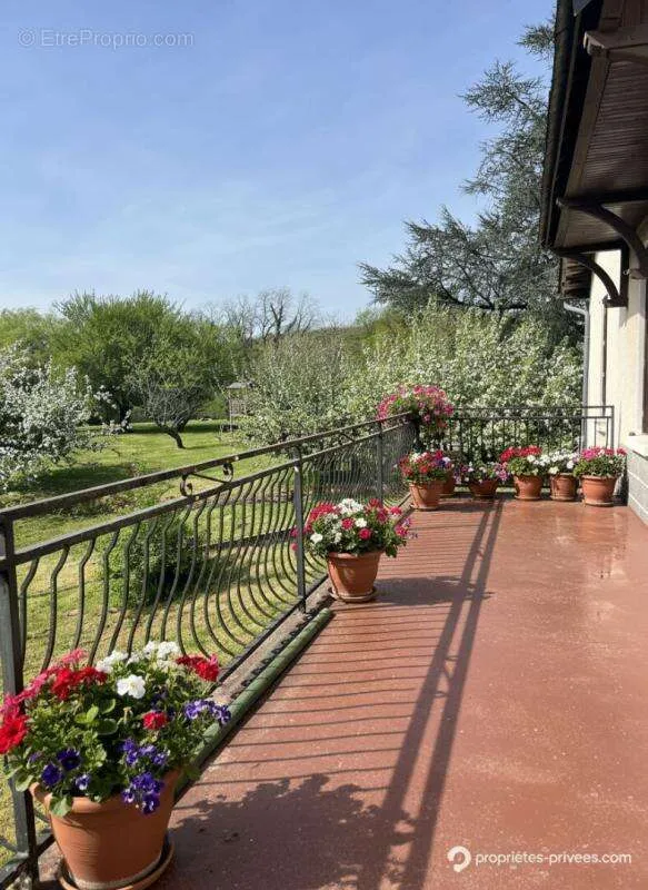Maison 5 pièces à Lormes