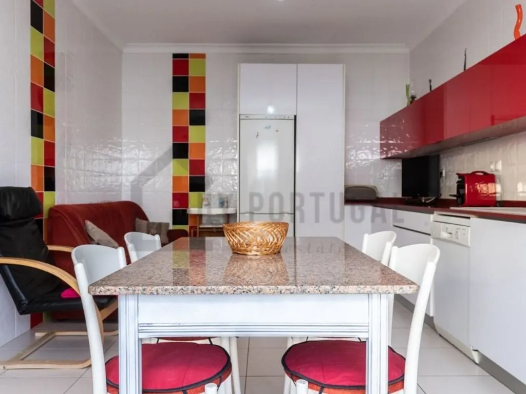 Salle à manger - Villa with 7 Apartments in Manta Rota