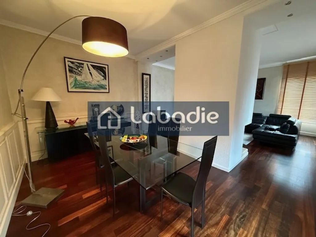 Söögituba - Luxury House with Pool in Vire