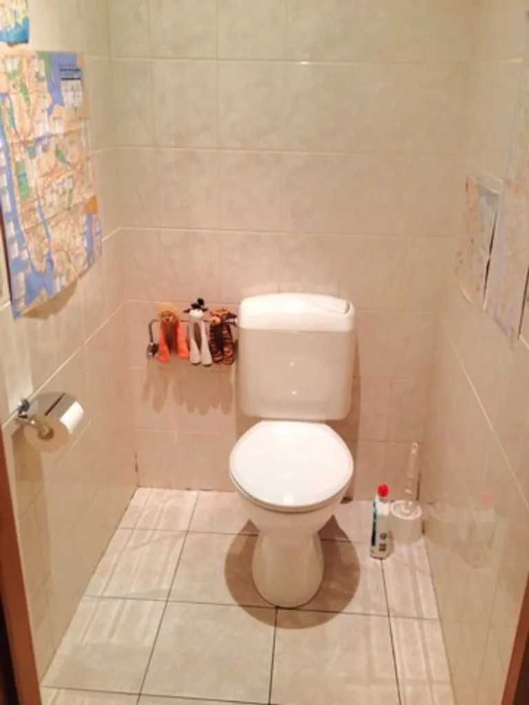 Bathrooms - Charming Flat with 2 Bedrooms in Grand Place