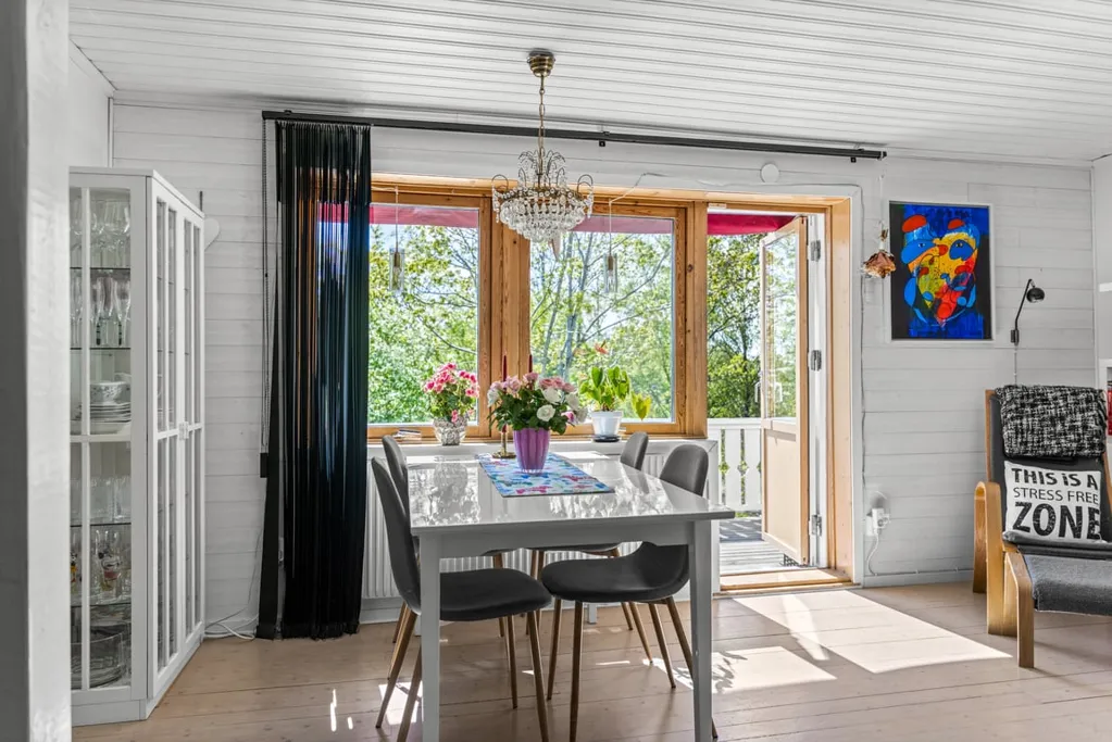Salle à manger - Villa with Mountain Terrace View in Tyresö Brevik
