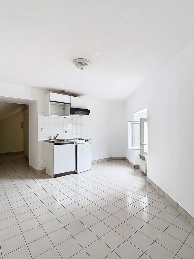 Köök - Optimised 2-Bed Flat near Nantes Centre