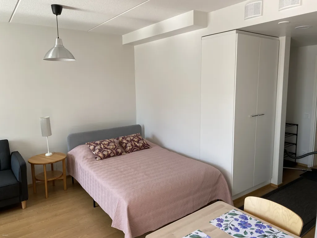Chambres - Modern Flat with Balcony in Malmi, Helsinki