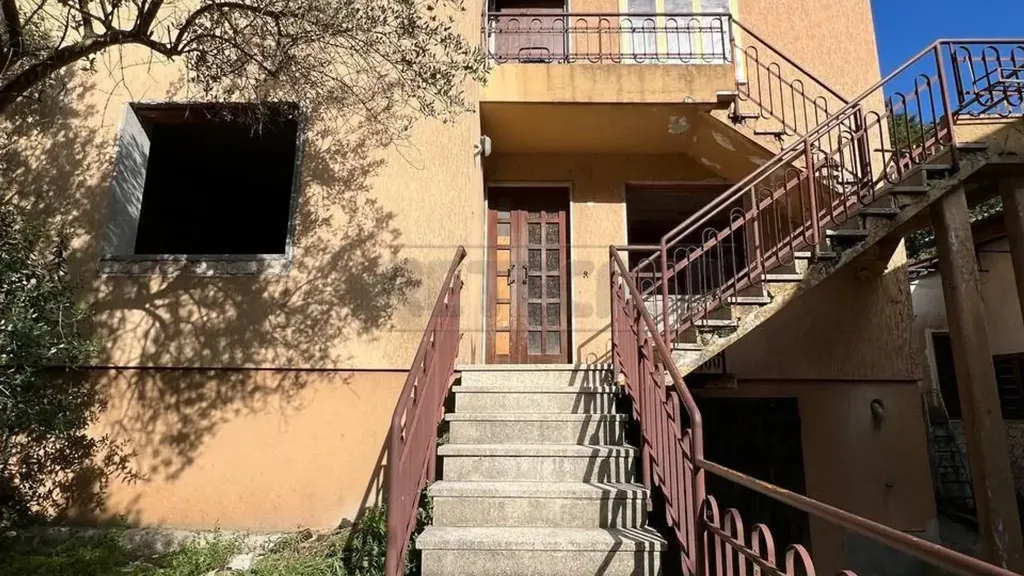 Välivaade - Terraced Villa with Garden in Montecchio Maggiore