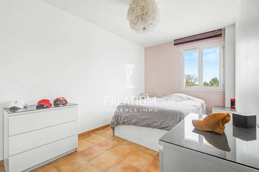 Magamistoad - Traditional Villa with Pool in Marignane