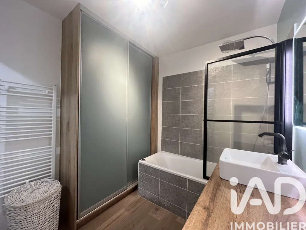 Salles de bain - Appartement T4 avec terrasse à Pessac
