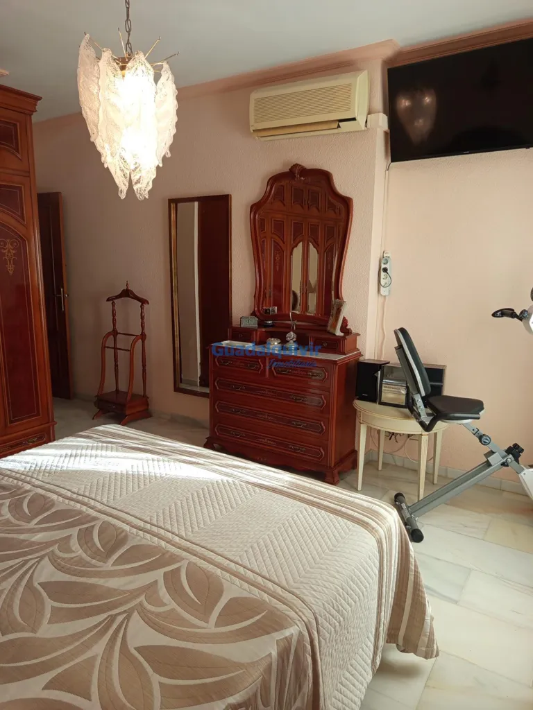 Bedrooms - Independent Chalet with Pool in Cerros de Montequinto