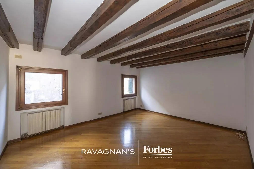 Pièces - Luxury Penthouse with Canal View in Venice