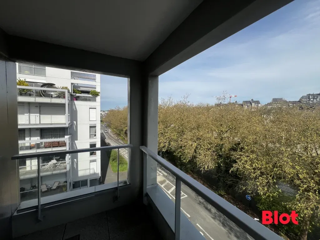 Balcone - Apartment with West-Facing Terrace in Rennes