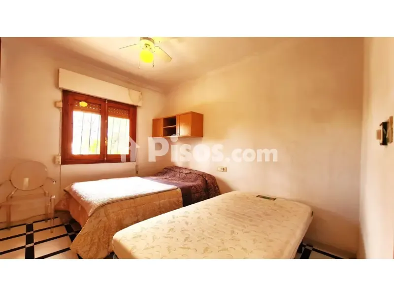 Bedrooms - Chalet with Private Pool near Platja D'Oliva