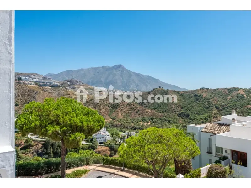 Terrass - Scandinavian-Style Apartment with Pool in La Quinta