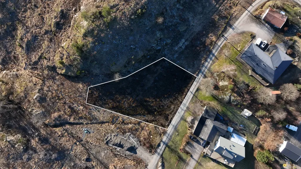 Õhuvaade - Freehold Plot with Nature View in Skårby