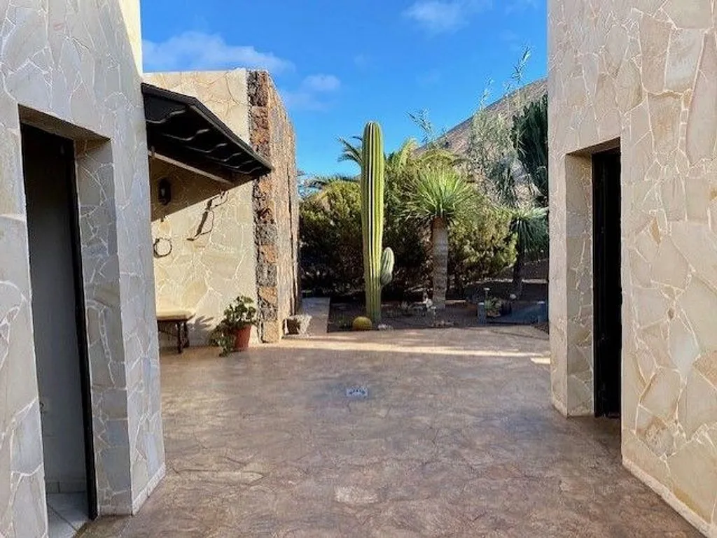 Garden - Chalet with Garden and Terrace in Los Risquetes