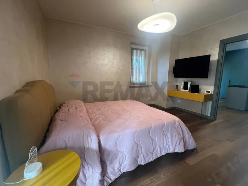 Chambres - Bifamiliar Villa with Garden in Capriolo