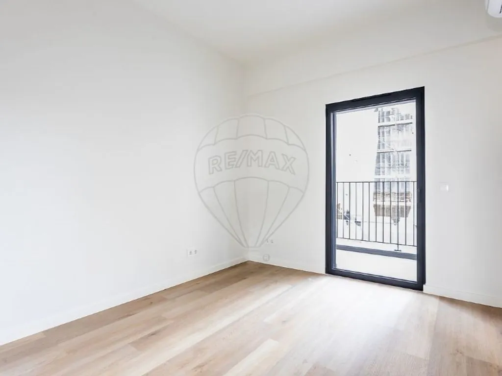 Magamistoad - New 4-Bedroom Flat with River Views in Miraflores