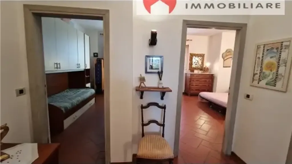 Chambres - Panoramic 4-Room Apartment in Scandicci