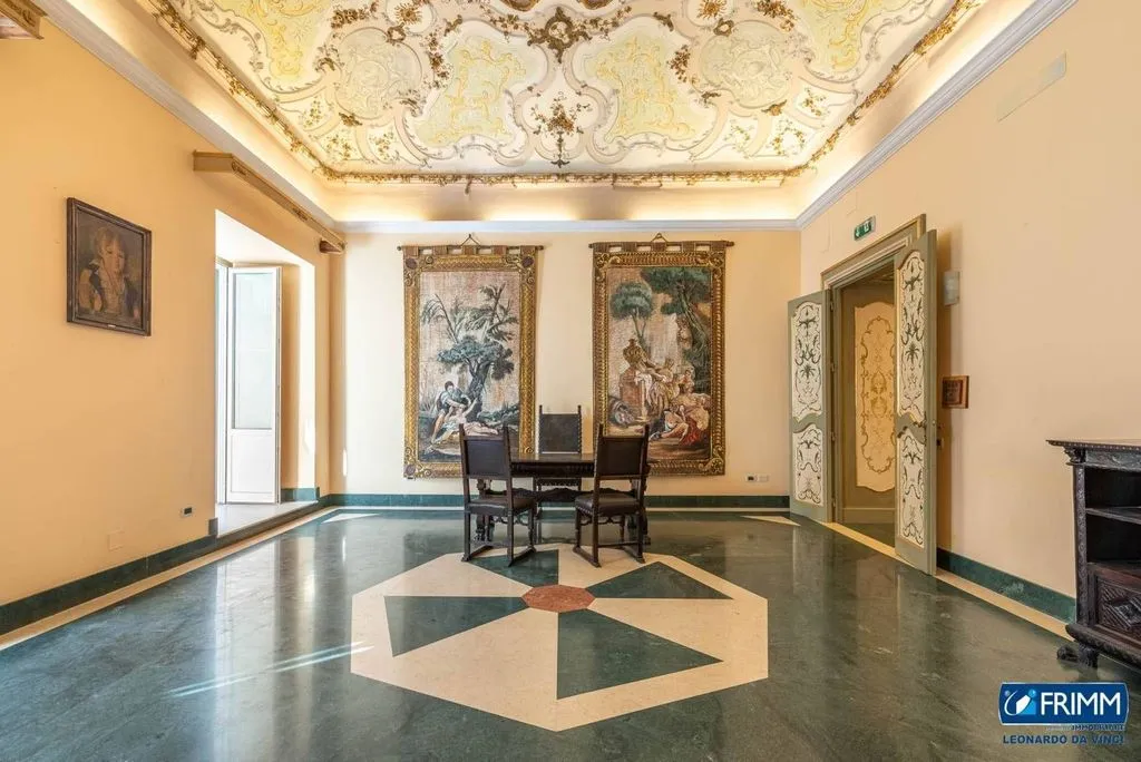 Hallway - Restored Flat with Frescoes in Palermo
