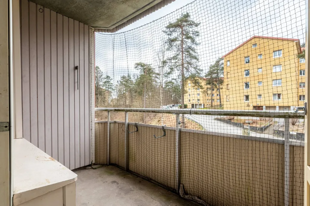 Balcone - Apartment with Balcony in Borås