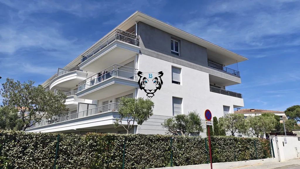 Esterno - Modern 2-Bed Flat with Terrace in Puget-sur-Argens