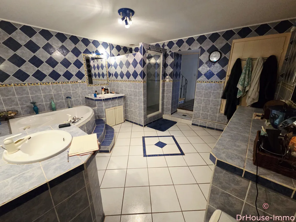 Vannitoad - Spacious House with 5 Bedrooms in Chalon-sur-Saône