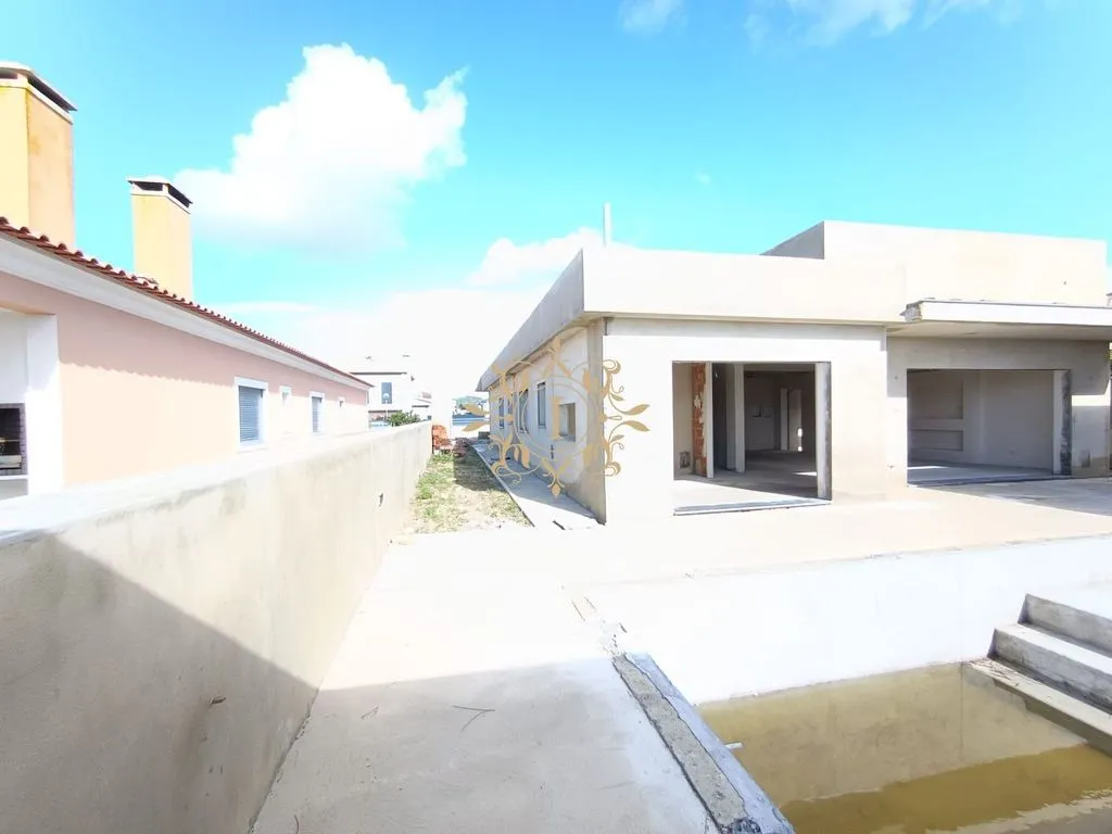 Bassein - Luxury Isolated House with Pool in Azeitão