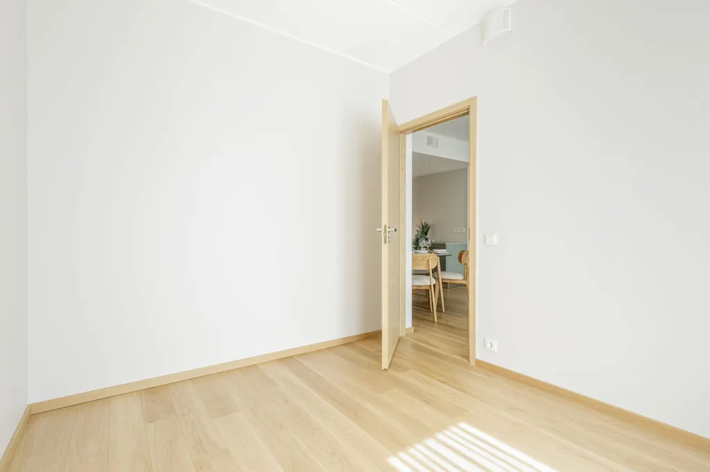 other_room