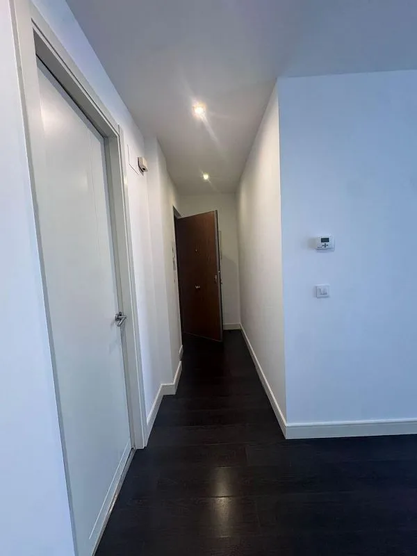 Esik - Modern Flat with South View in Chamberí