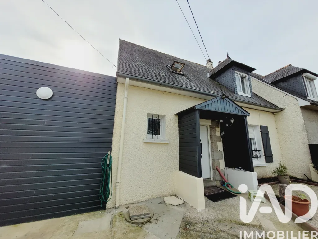Exterior - Renovated Villa with Two Terraces in Plerguer