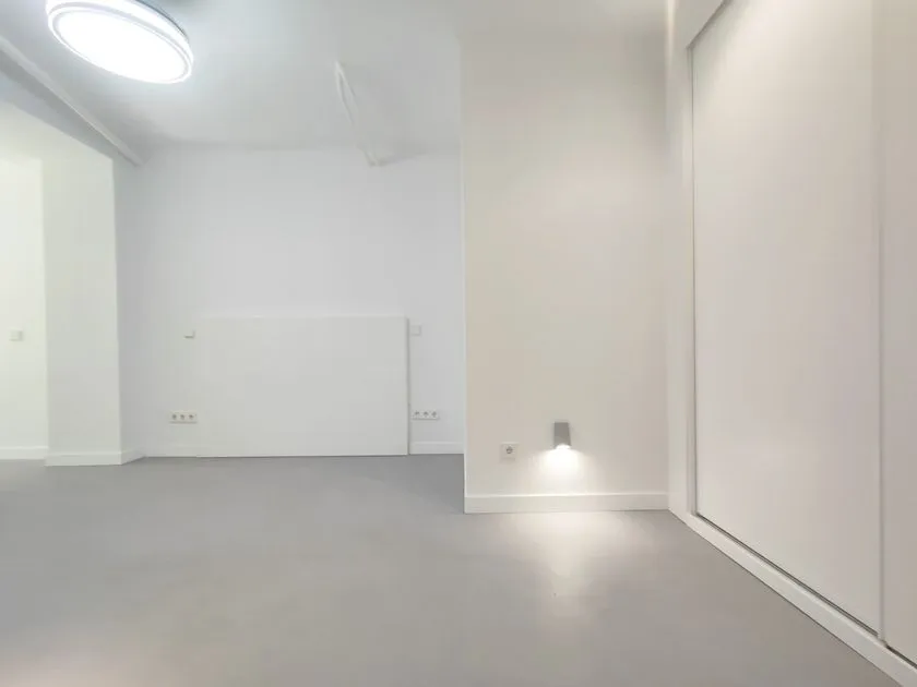 Pièces - Duplex Loft with Terrace in Niño Jesús, Madrid
