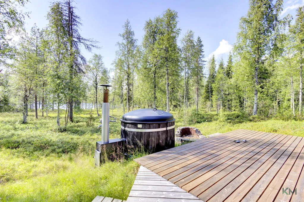 Jardin - Cottage with Private Beach on Lake Ladoga