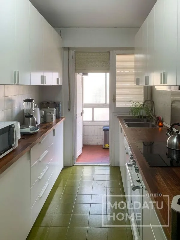 Cuisine - Student-Friendly Flat with Central Heating in Iturrama