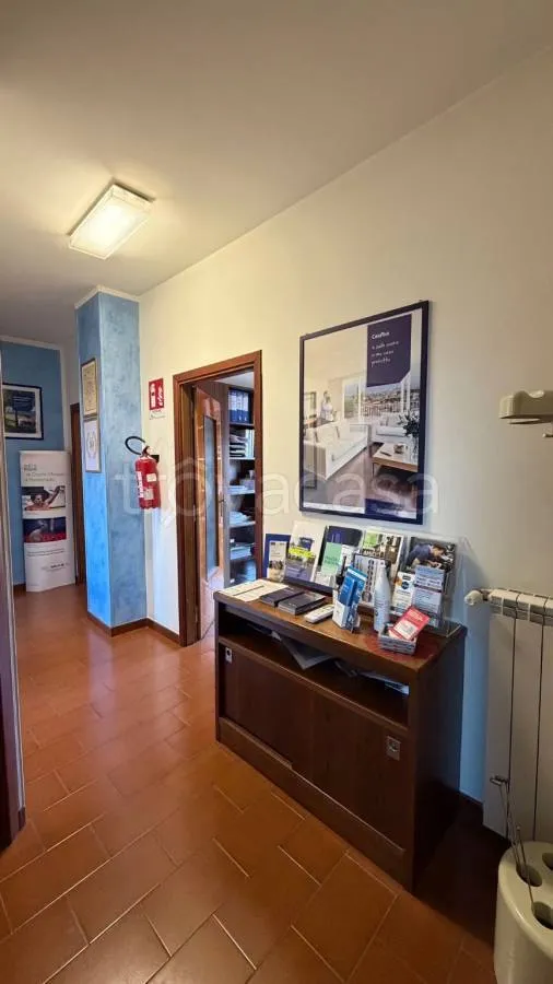Esik - Office with Balcony in Montalto Dora