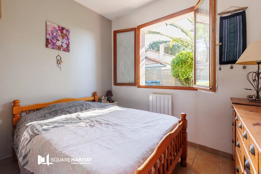 Chambres - Maison Traditionnelle avec Jardin en Environnement Calme