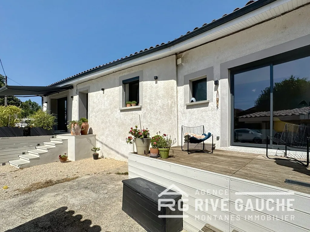 Terrass - Charming House with Pool in Sablons