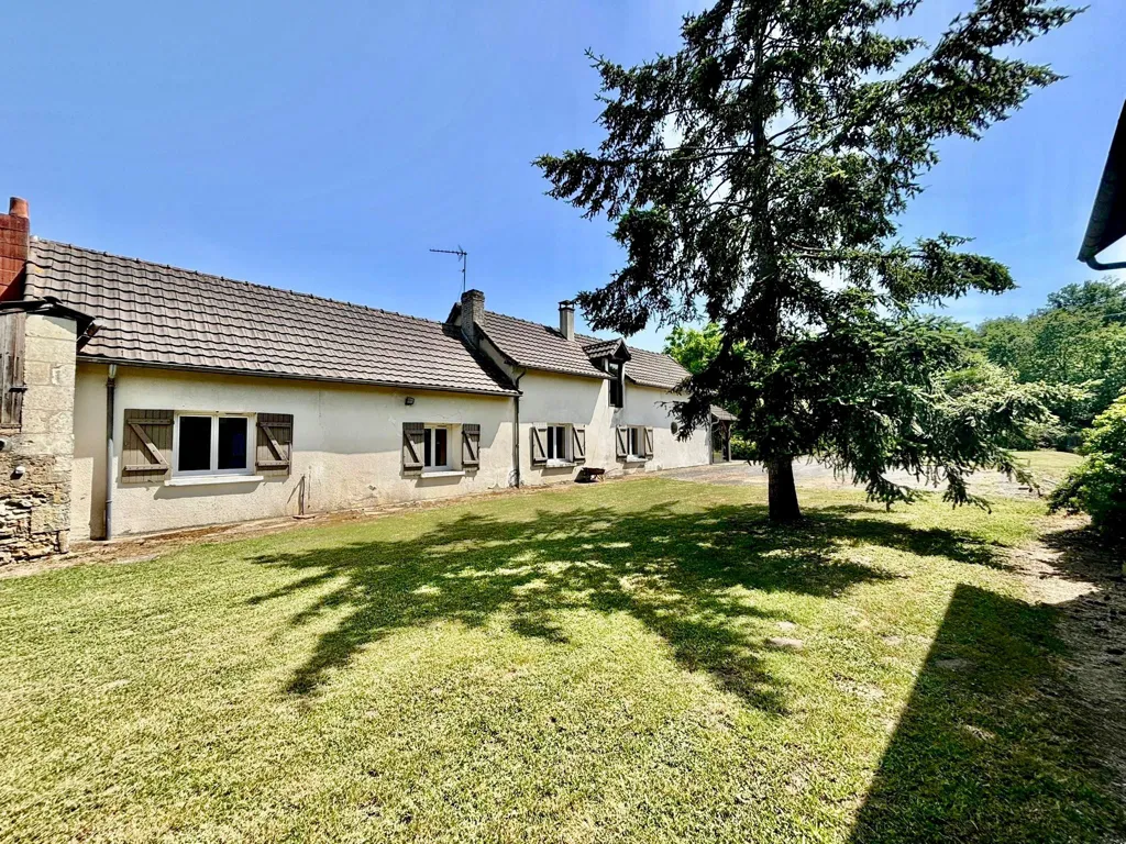 Aed - Character House with Barn in Les Ormes