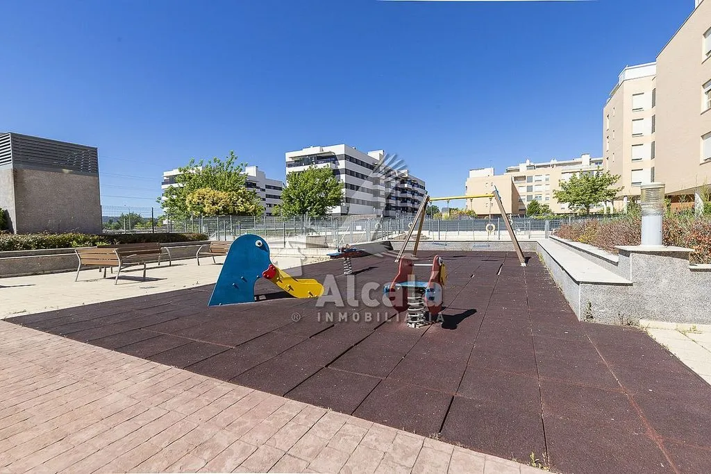 Aed - Apartment with Pool in El Olivar, Alcalá de Henares