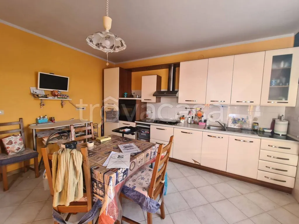 Cuisine - Spacious Apartment with Balconies in Morozzo