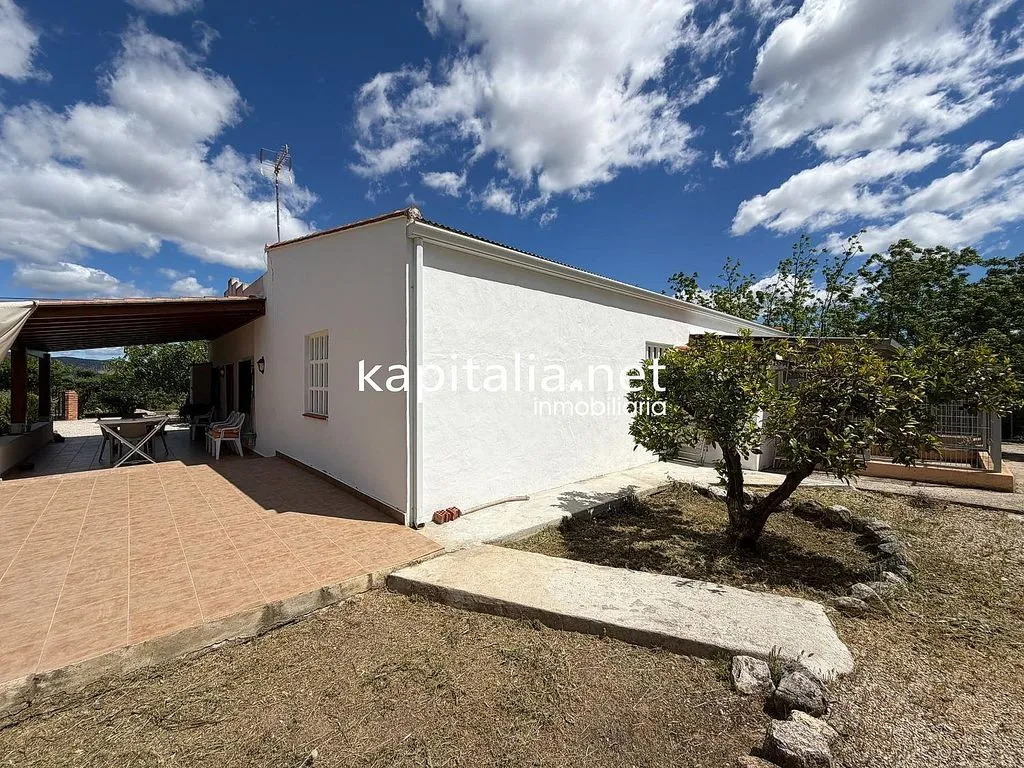 Välivaade - Chalet with Garden and Garage in Ontinyent
