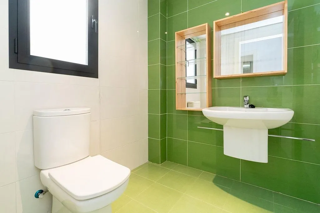 Salles de bain - Semi-Detached House with Pool in Las Ventillas