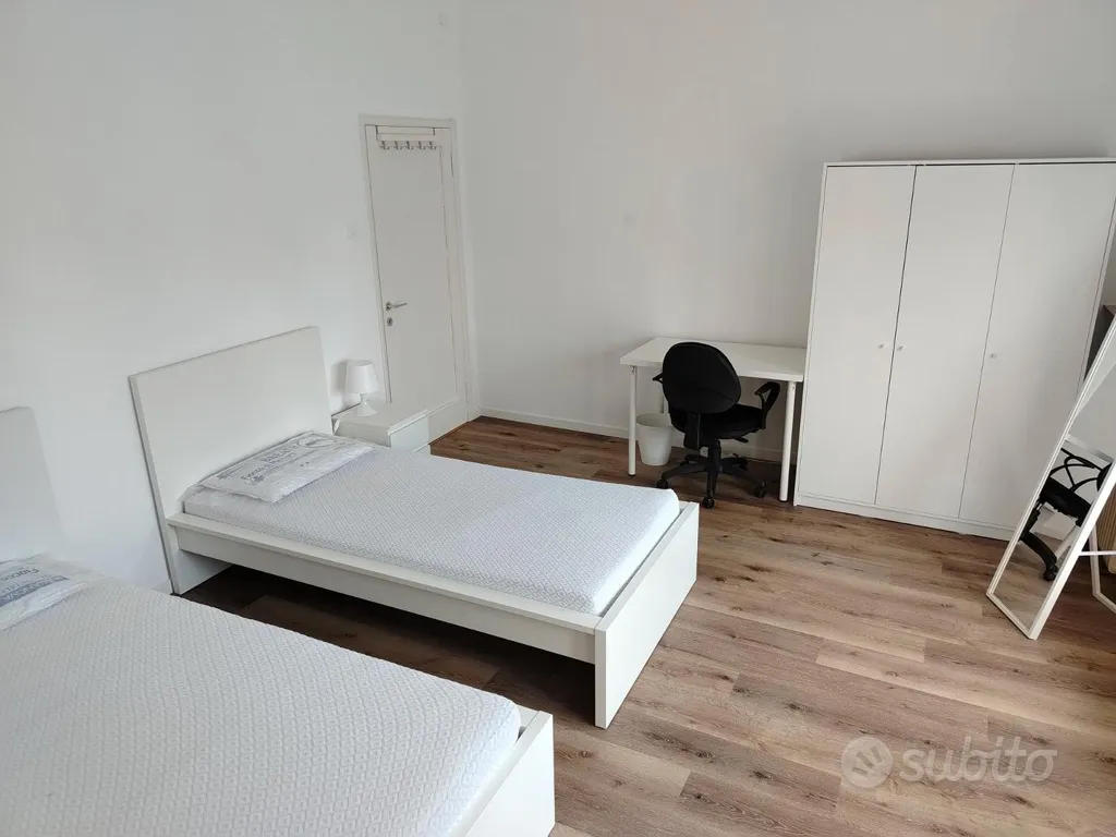 Bedrooms - Student Accommodation with Kitchen in Padua
