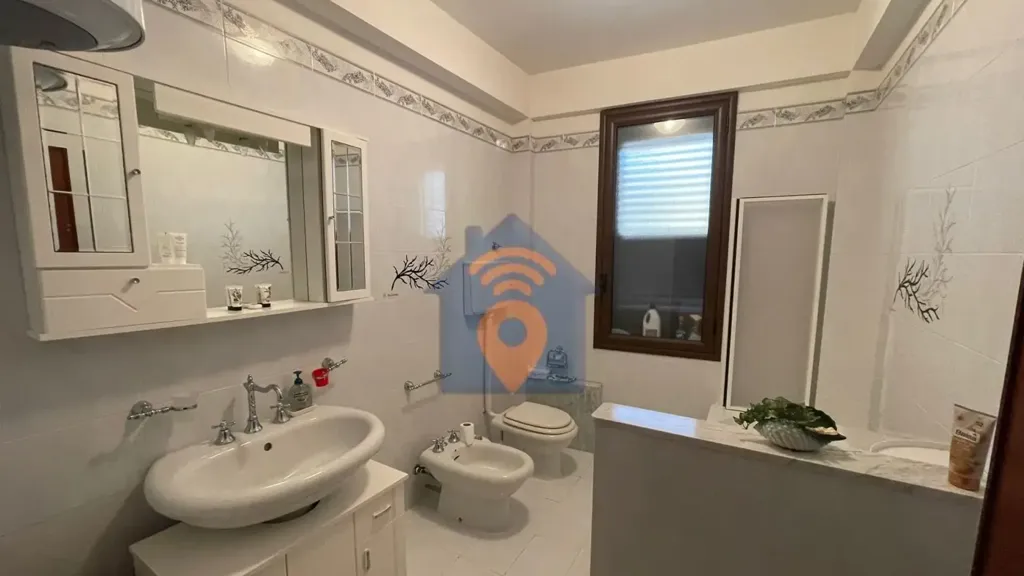 Salles de bain - Spacious Apartment in Via Polibio, Castelvetrano