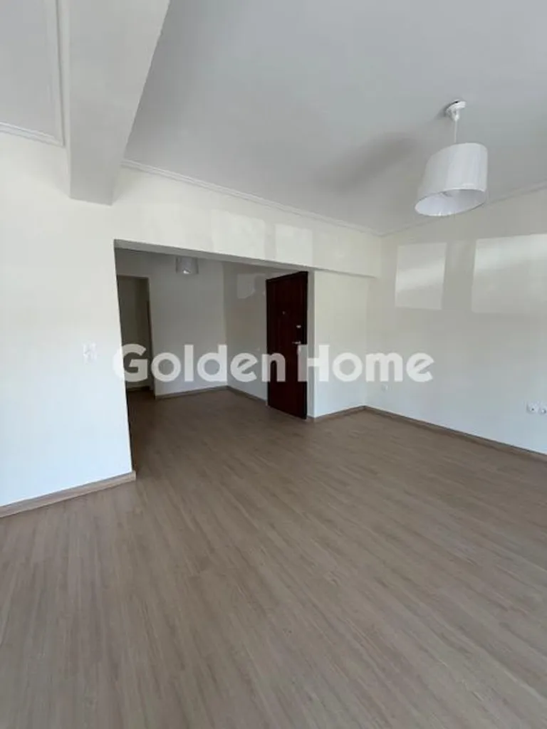 Soggiorno - Renovated Apartment with Parking in Cholargos