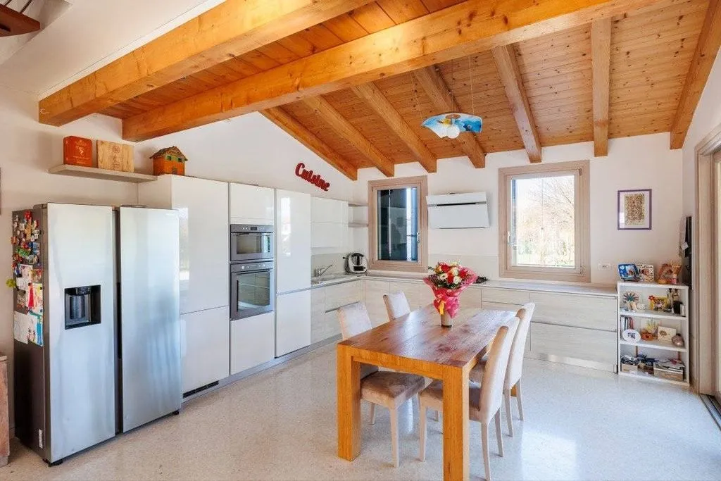 Cuisine - Luxury Villa with Garden View in Este, Veneto