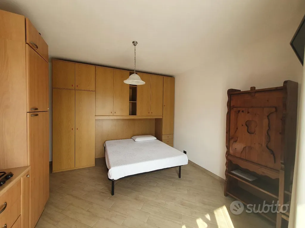 Chambres - Panoramic Studio with South-Facing Balcony