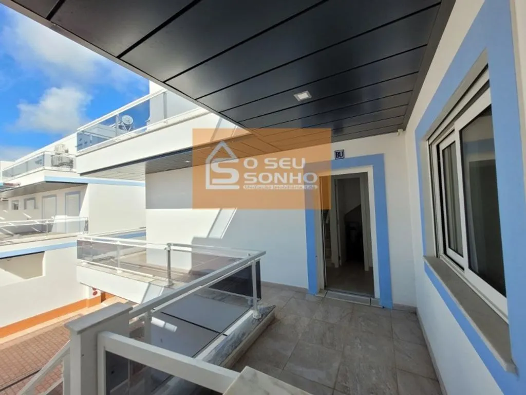 Rõdu - Modern Flat with Sea View in Manta Rota