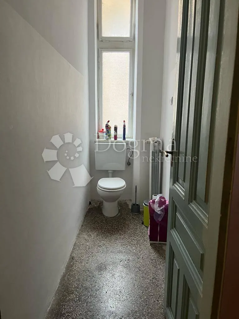 Vannitoad - Apartment in Historic Building, Rijeka Centre
